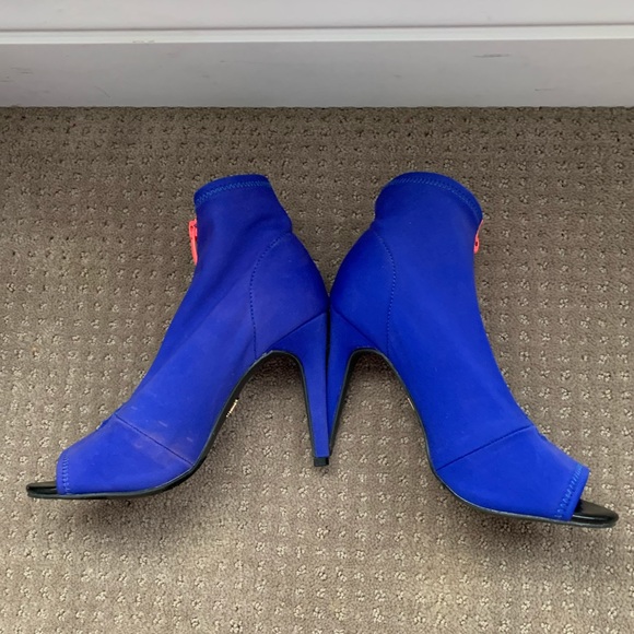 Juicy couture peep toe bootie heels - Picture 3 of 11